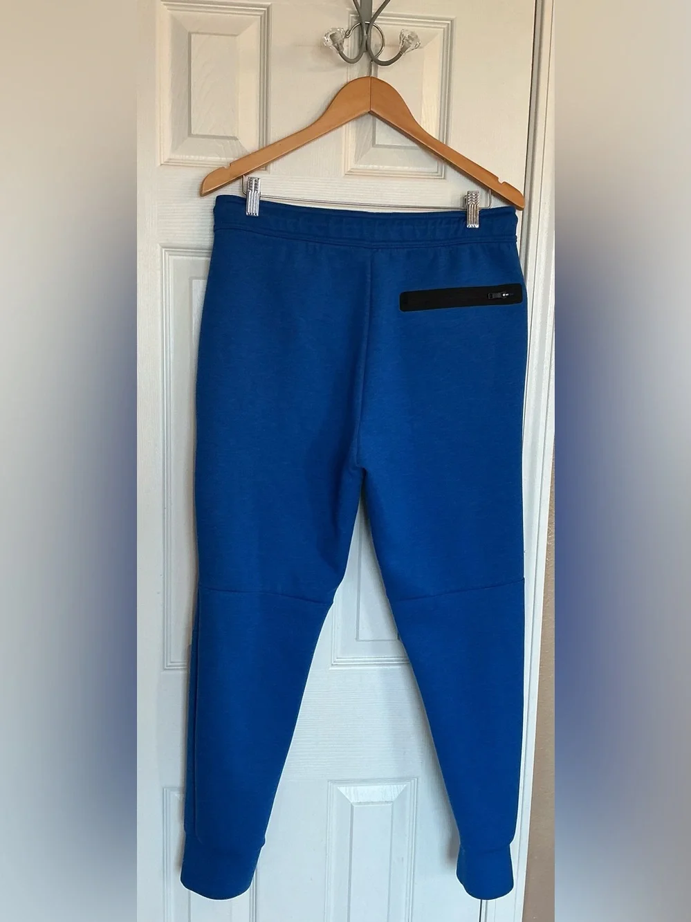 American Eagle Outfitters activewear bright blue & black trim sweat pants Size M